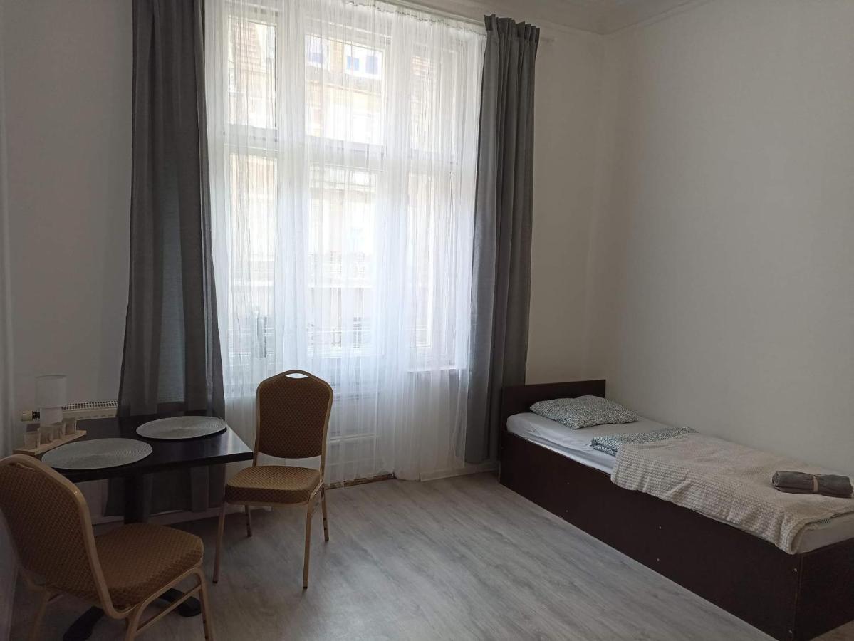 Pokoje Sopot Przy Deptaku Bagian luar foto